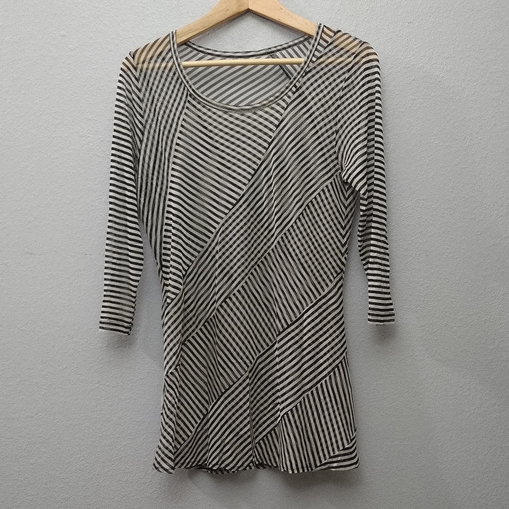 3/$20🖤 Sheer Black White Striped Swim Cover Top